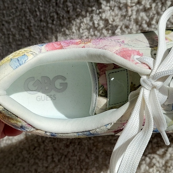 GBG - Picture 8 of 8